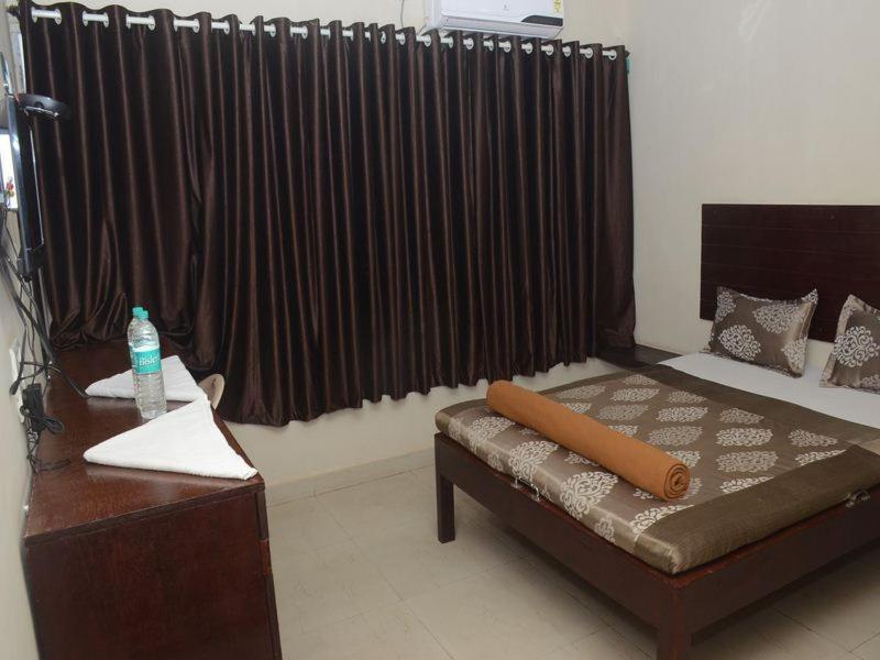 Nilraj Lodge Ratnāgiri Kültér fotó
